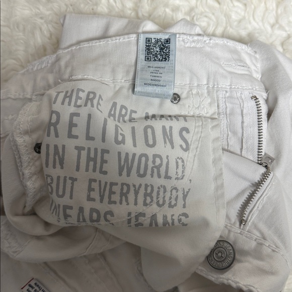 TRUE RELIGION Distressed Rocco - Picture 6 of 13